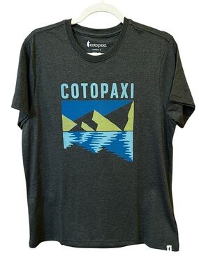 Cotopaxi Mountain Reflections Graphic Tee Shirt Dark Grey Size Medium NWT Hiking